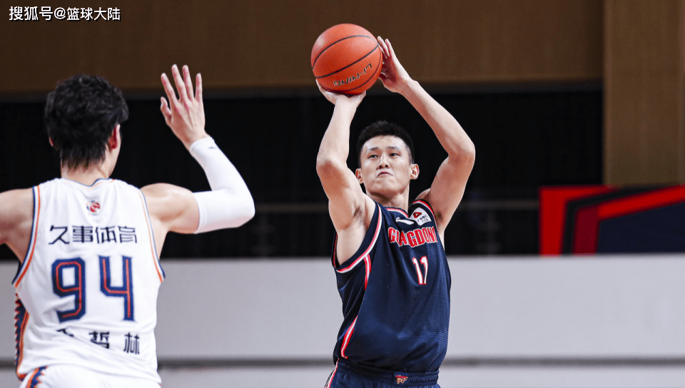 关于鱼腩队年轻球员崭露头角,为球队注入新活力的信息 关于鱼腩队年轻球员崭露头角,为球队注入新活力的信息