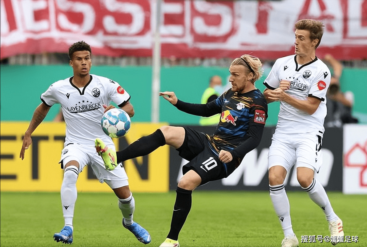 开云体育直播-凯泽斯劳滕主场一球小胜，继续保持稳定战绩的简单介绍