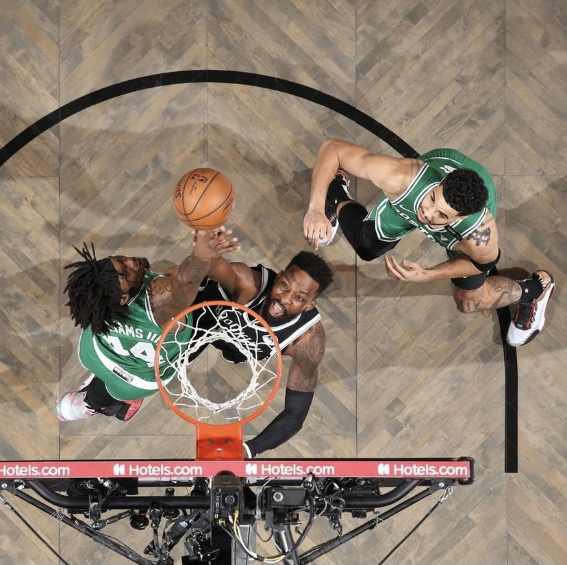 开云足球直播-包含阿斯顿马丁轻取威廉姆斯，勒克莱尔高光表现的词条