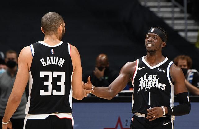 包含快船翻盘上海队，塔图姆带队取胜的词条